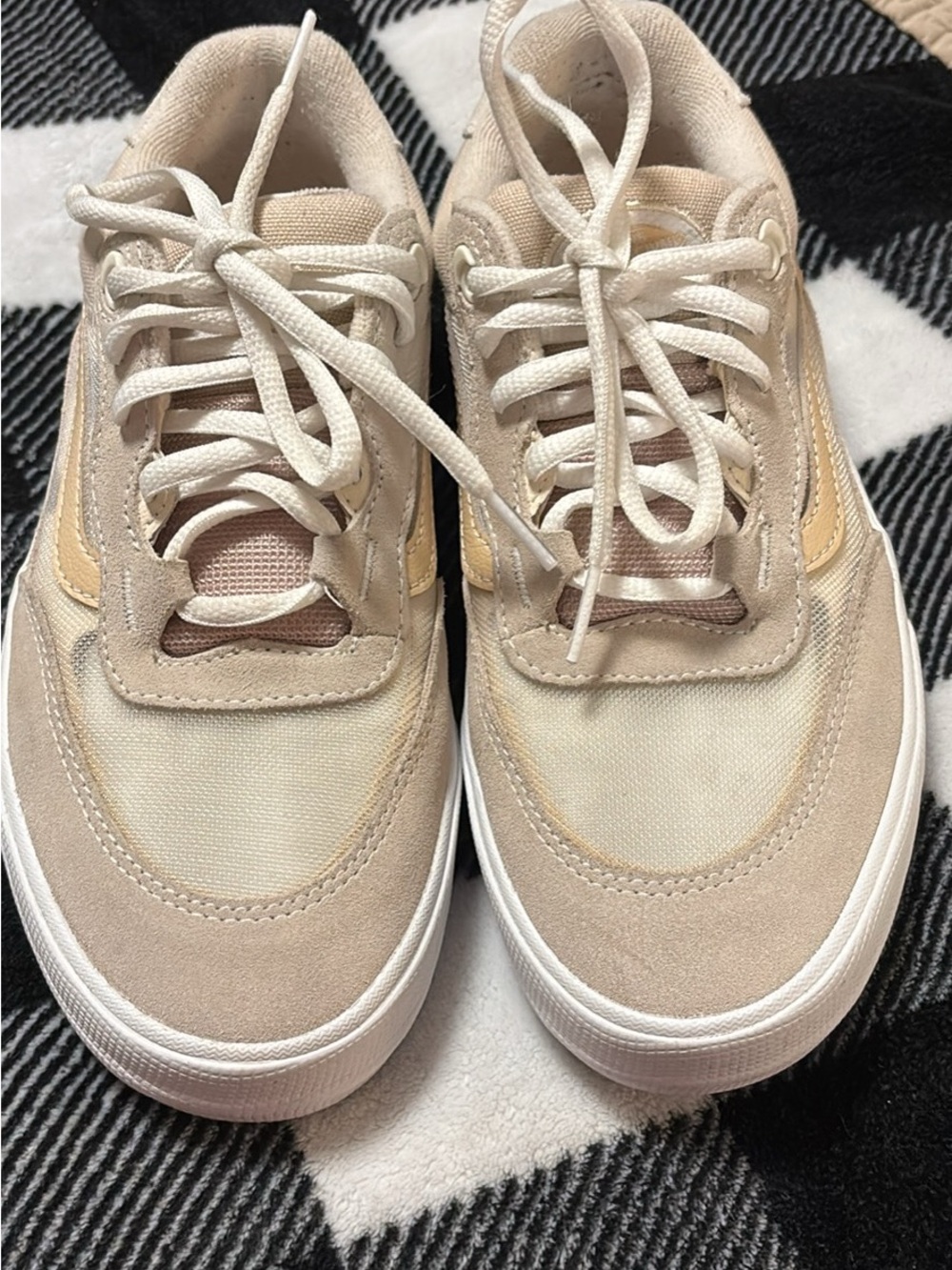Size 6.5 Youth/Womens 8 VANS CLASSIC WAYVEE SKATE SNEAKS